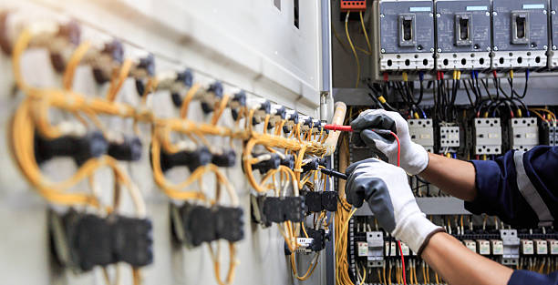 Professional Electrician technician working in College Park, GA